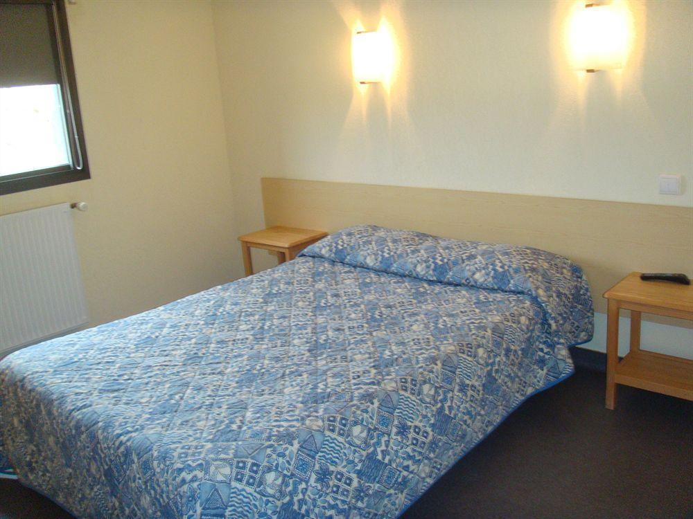 Hotel Eco - A75 Banassac Екстер'єр фото
